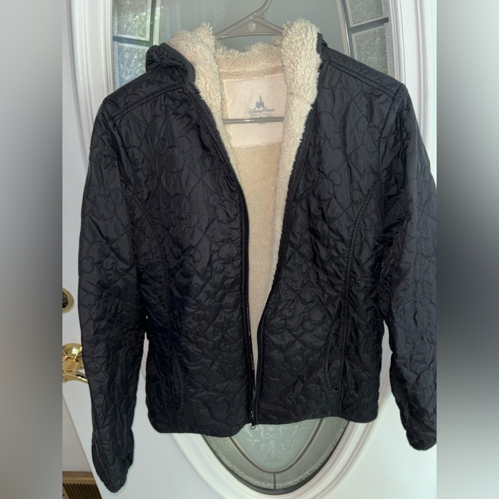 Disney Parks winter/fall jacket. Size medium. Sherpa lining.